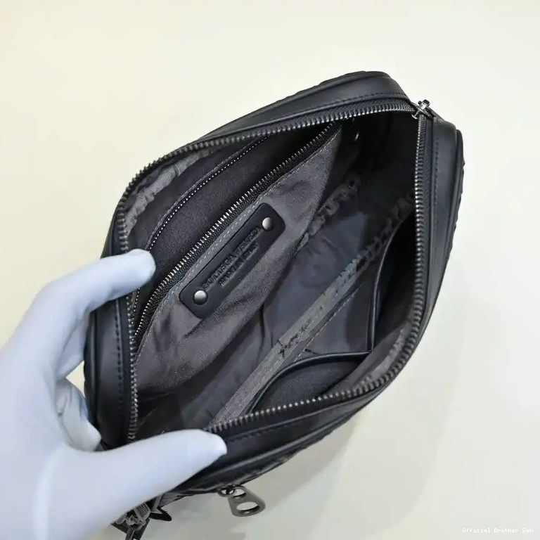 Official Brother Sam 2111YZ0016 Veneta Bottega Bags 0801